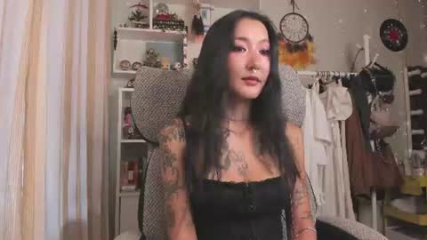 Snapshot of kellyasian chatting on 07.09.26 Leia online show from 07.09.26