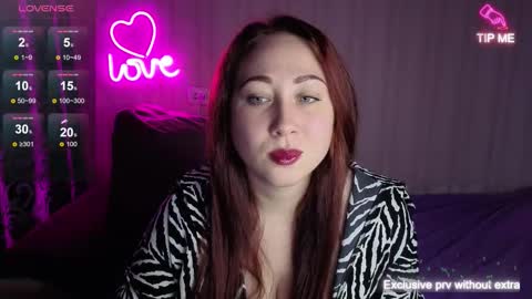 kellycrystall online show from 09.28.25