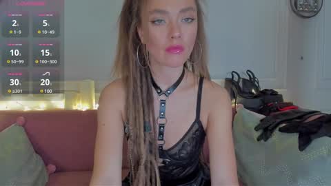 KellyFouler online show from 02.07.25