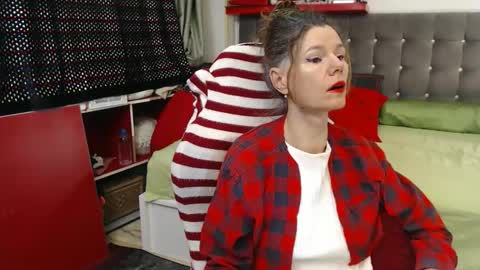 kelly online show from 12.18.25