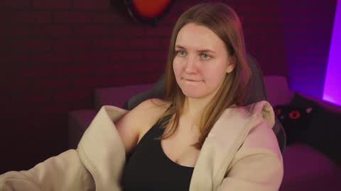 Snapshot of kellypoter chatting on 01.25.25 kelly online show from 01.25.25