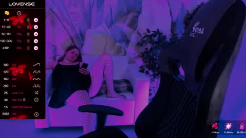 Snapshot of kellypoter chatting on 02.14.25 kelly online show from 02.14.25