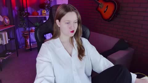 Snapshot of kellypoter chatting on 11.26.25 kelly online show from 11.26.25