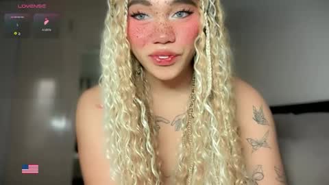 Kelly Smith online show from 04.25.26