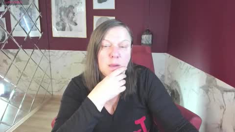 Kelly online show from 12.18.25