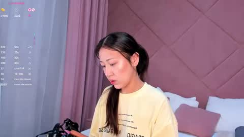 kellyy_bern online show from 01.08.26