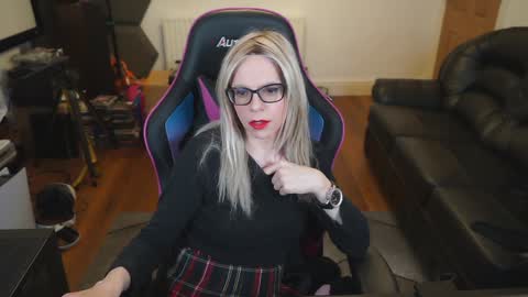 kelseycobalt online show from 01.01.25