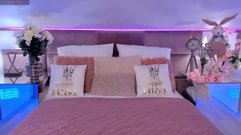 kelsi_di online show from 04.02.26