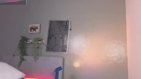   online show from 09.22.25