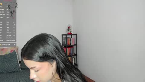 Kendal online show from 12.20.24