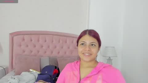 Snapshot of kendall__fox chatting on 09.14.25 Kendall online show from 09.14.25