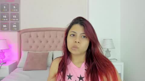 Snapshot of kendall__fox chatting on 11.16.25 Kendall online show from 11.16.25