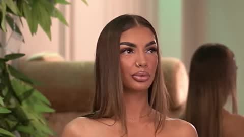 Snapshot of kendall_jolly chatting on 09.10.25 Kendal online show from 09.10.25