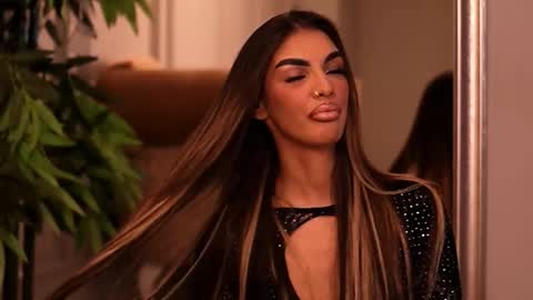 Snapshot of kendall_jolly chatting on 09.21.25 Kendal online show from 09.21.25