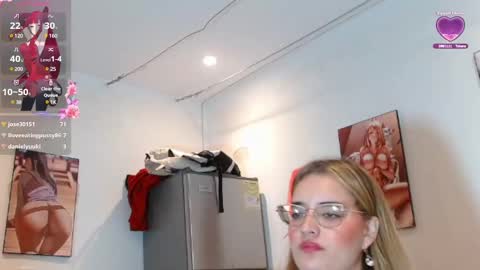 Snapshot of kendallclark03 chatting on 02.25.25 kendall online show from 02.25.25