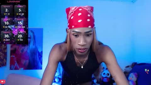 kendallgil_ online show from 10.30.25
