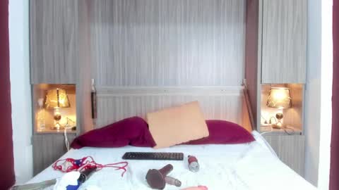 Kendal online show from 02.06.25