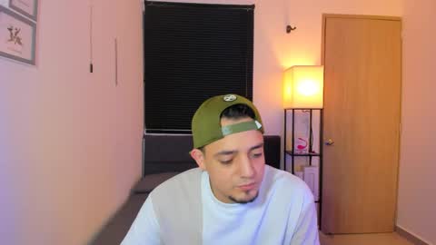 kendel_dimitri online show from 04.21.26