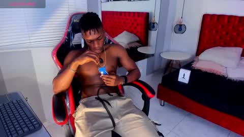 Kender online show from 01.15.25