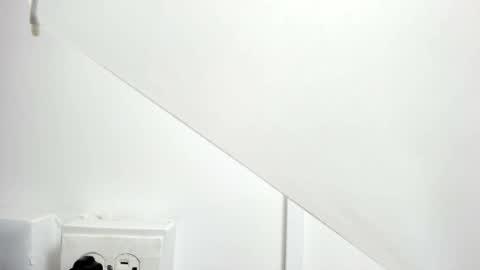 Snapshot of kendra_london chatting on 02.28.26 Kendra London online show from 02.28.26