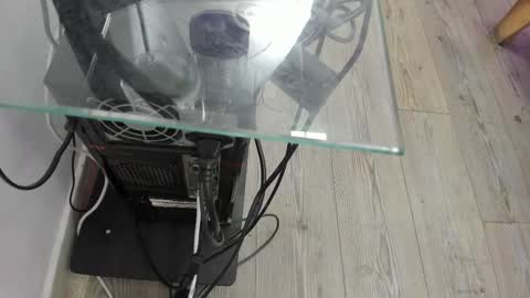 Snapshot of kendra_london chatting on 03.19.26 Kendra London online show from 03.19.26