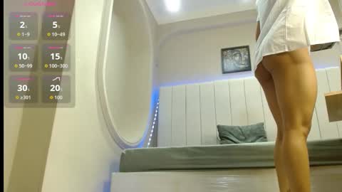 Snapshot of kendra_lux1 chatting on 02.19.26 kendra_lux1 online show from 02.19.26