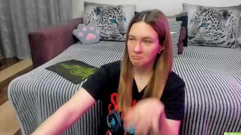 Snapshot of kendra_xx_ chatting on 03.08.26 Kendra online show from 03.08.26