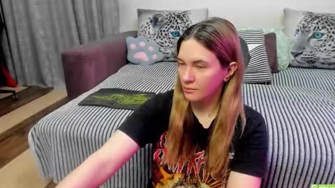 Snapshot of kendra_xx_ chatting on 03.22.26 Kendra online show from 03.22.26