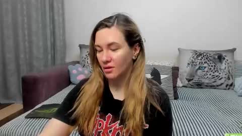 Snapshot of kendra_xx_ chatting on 04.09.26 Kendra online show from 04.09.26