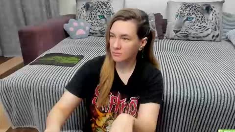 Snapshot of kendra_xx_ chatting on 04.12.26 Kendra online show from 04.12.26