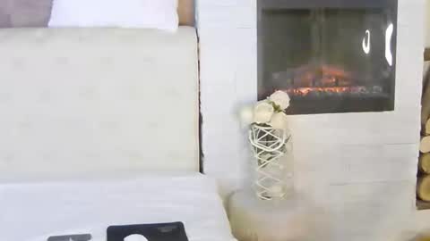 KendraBloom online show from 01.08.26