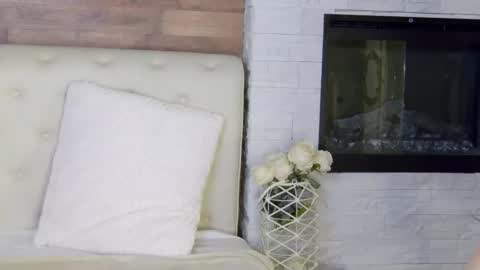 Snapshot of kendrabloom chatting on 02.03.26 KendraBloom online show from 02.03.26