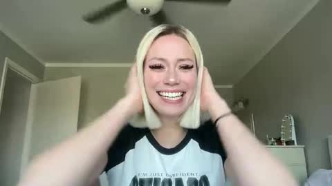 kendrakbadd online show from 01.12.26