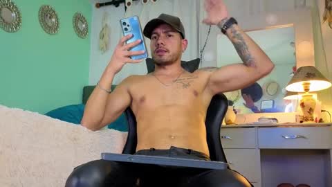 Chriss Morales online show from 10.16.25