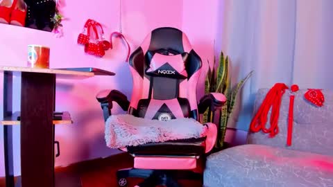 Snapshot of kenia_thompsom01 chatting on 02.23.26 kenia_thompsom01 online show from 02.23.26