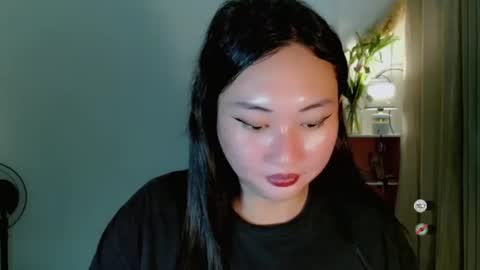 Snapshot of kennaxx69 chatting on 10.24.25 kennaxx69 online show from 10.24.25