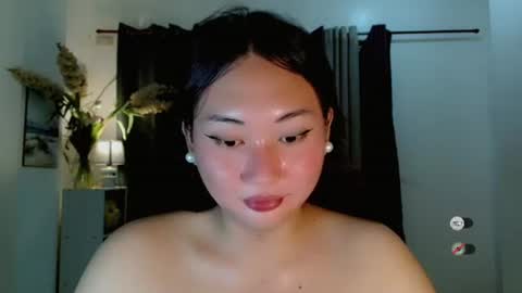 Snapshot of kennaxx69 chatting on 11.18.25 kennaxx69 online show from 11.18.25