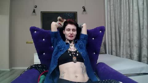 Snapshot of kennyvibe chatting on 04.16.26 kennyvibe online show from 04.16.26