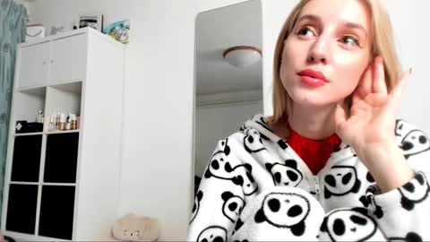 Kenzie online show from 02.05.25