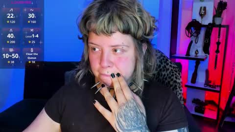 Kenzie online show from 12.03.25