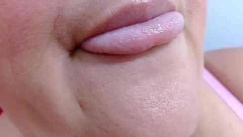 Snapshot of kerly_doll chatting on 04.25.26 K E R L Y online show from 04.25.26