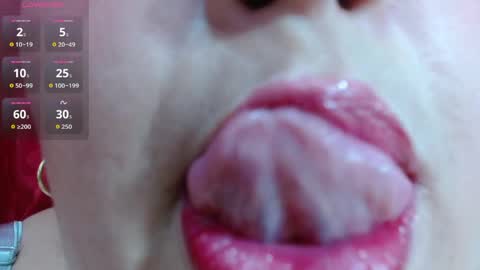 Snapshot of kerly_doll chatting on 05.28.26 K E R L Y online show from 05.28.26