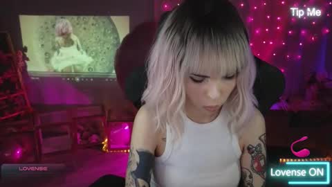 Snapshot of kerry_kirk chatting on 02.10.26 Kerry online show from 02.10.26