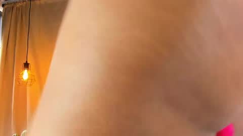 Snapshot of keryhillson chatting on 02.24.25 Kery Hillson online show from 02.24.25