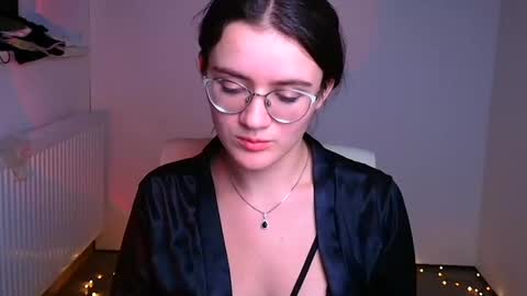 Snapshot of ketrin_pirsss chatting on 12.22.24 Ketrin online show from 12.22.24