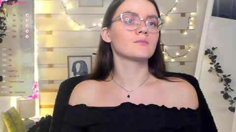 Snapshot of ketrin_pirsss chatting on 11.23.25 Ketrin online show from 11.23.25