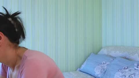 Snapshot of kettimi chatting on 01.31.25 Catherine online show from 01.31.25