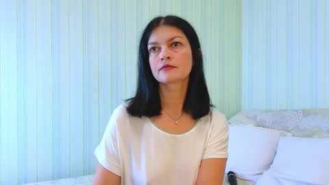 Snapshot of kettimi chatting on 11.17.25 Catherine online show from 11.17.25