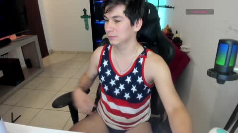 Snapshot of kevin873s chatting on 12.12.24 Kevin online show from 12.12.24