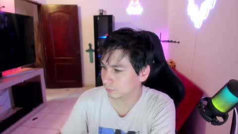 Snapshot of kevin873s chatting on 09.16.25 Kevin online show from 09.16.25